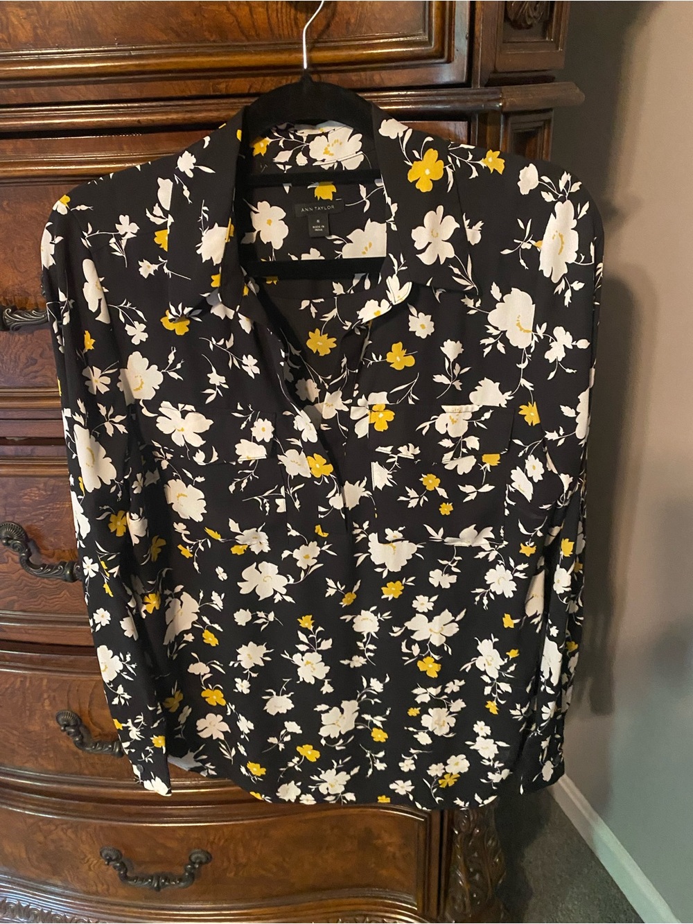 Ann Taylor floral camp popover blouse